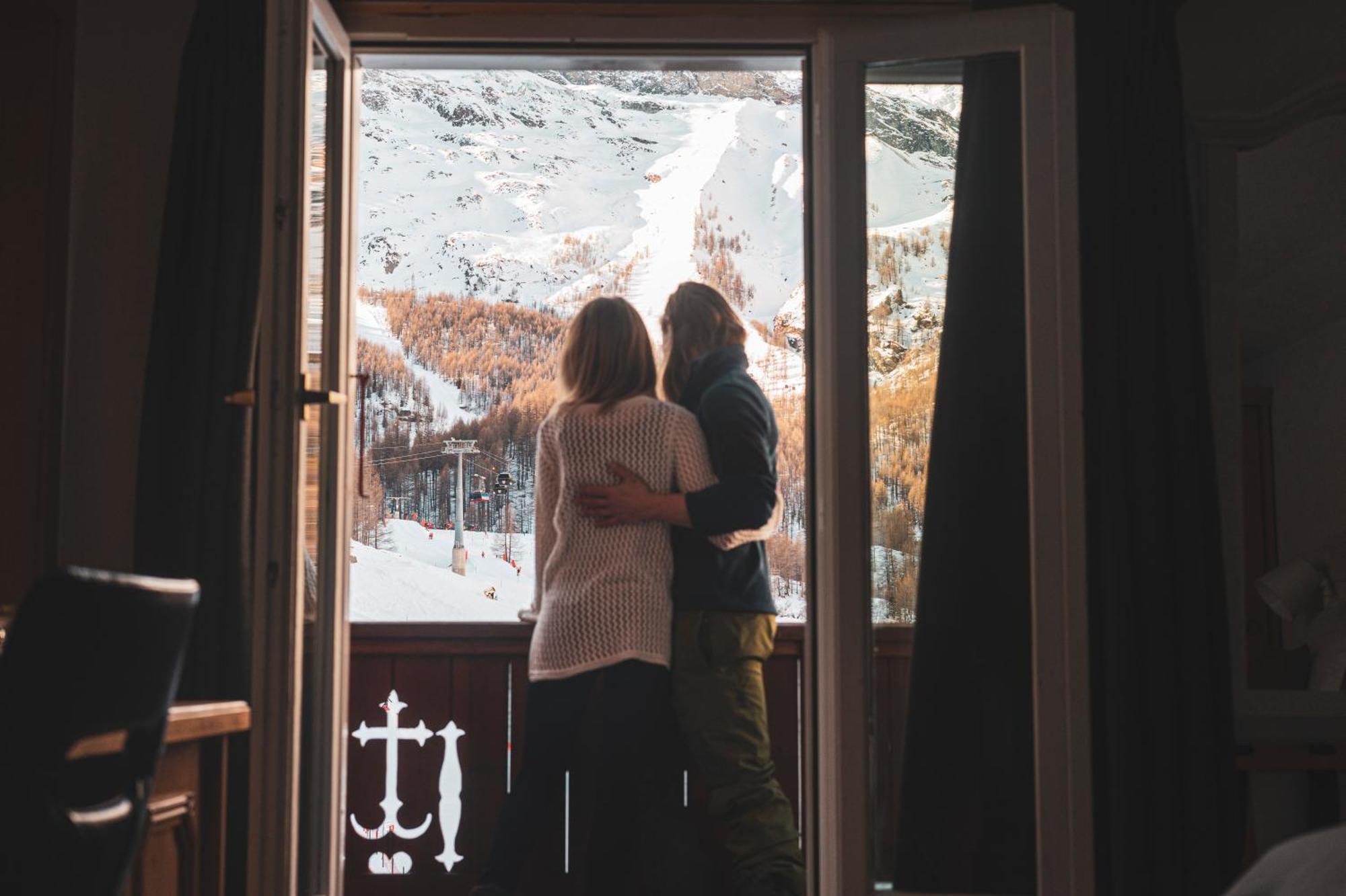 Hotel The Larix Ski-In Ski-Out Saas Fee 외부 사진