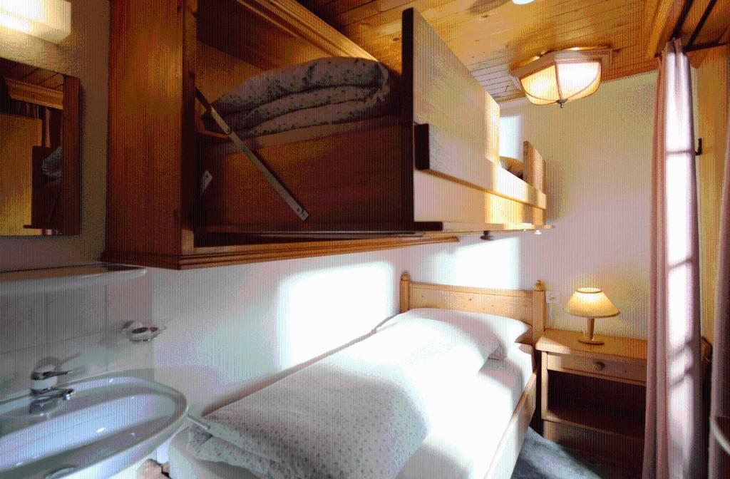 Hotel The Larix Ski-In Ski-Out Saas Fee 객실 사진