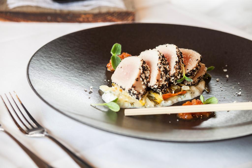 Hotel The Larix Ski-In Ski-Out Saas Fee 외부 사진