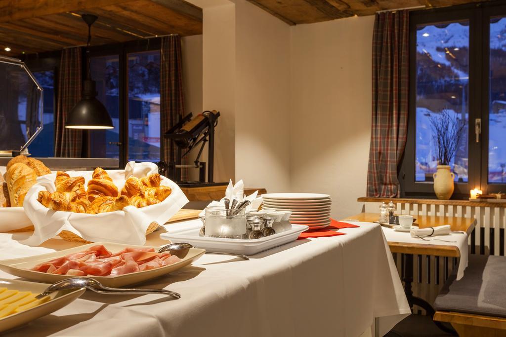 Hotel The Larix Ski-In Ski-Out Saas Fee 외부 사진