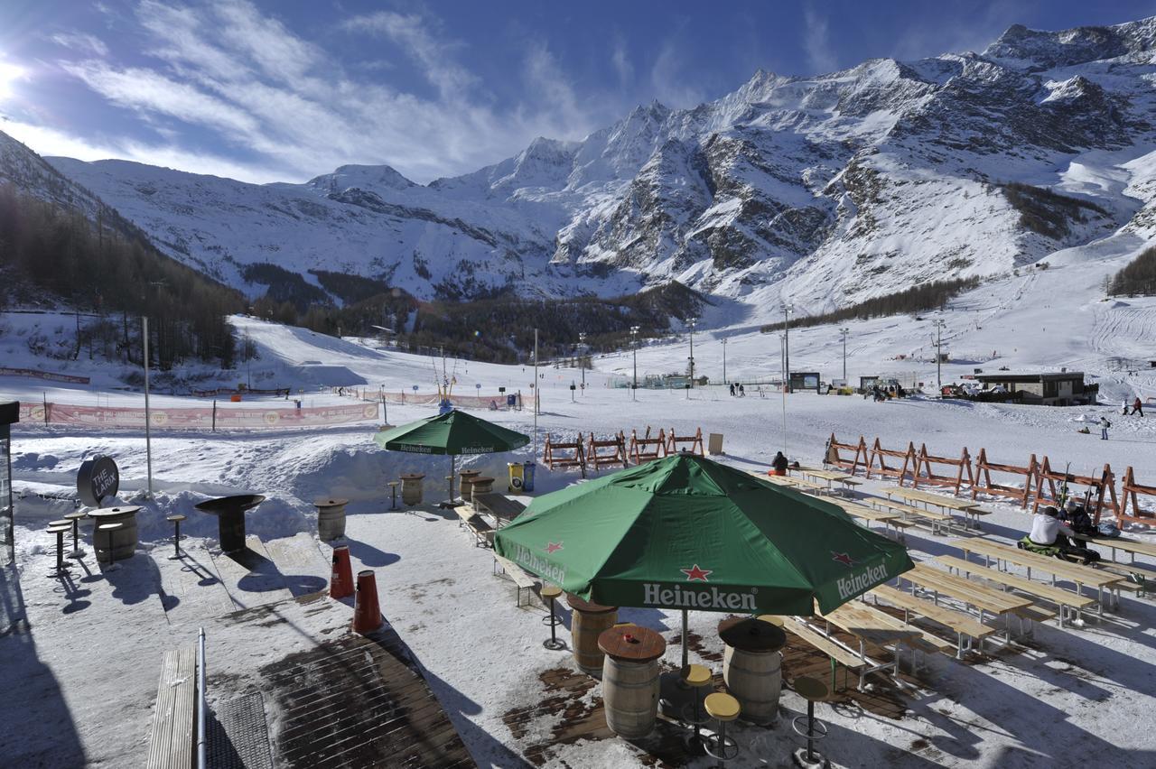Hotel The Larix Ski-In Ski-Out Saas Fee 외부 사진